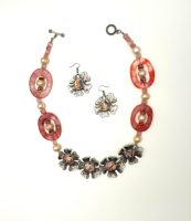 Floral Galore
Adriana Walker
necklace and earrings
$228
