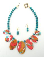 Desert Hues
Adriana Walker
necklace and earrings
$138