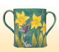 Daffodil Vase
Robin Chlad
10" x 14-1/2" x 4-1/2"
ceramic
$400