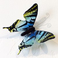 Small Butterfly
Tanya Mirchandani
4" x 4" x 1.5"
fused glass
$75