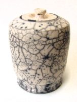 Medium Lidded Pot
Jeffrey Perkins
8" x 6" x 6"
raku
$175